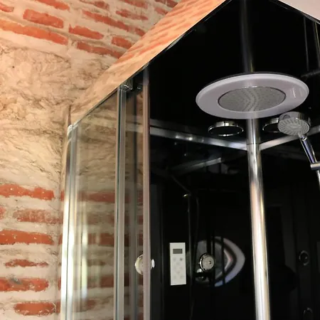 Casa De Reyes By Hmc