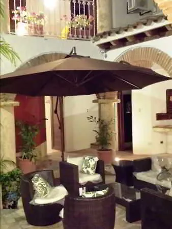 Casa De Reyes By Hmc Hotel
